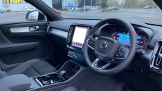 Volvo XC40 2.0 B3P Plus Black Edition 5dr Auto Petrol Estate